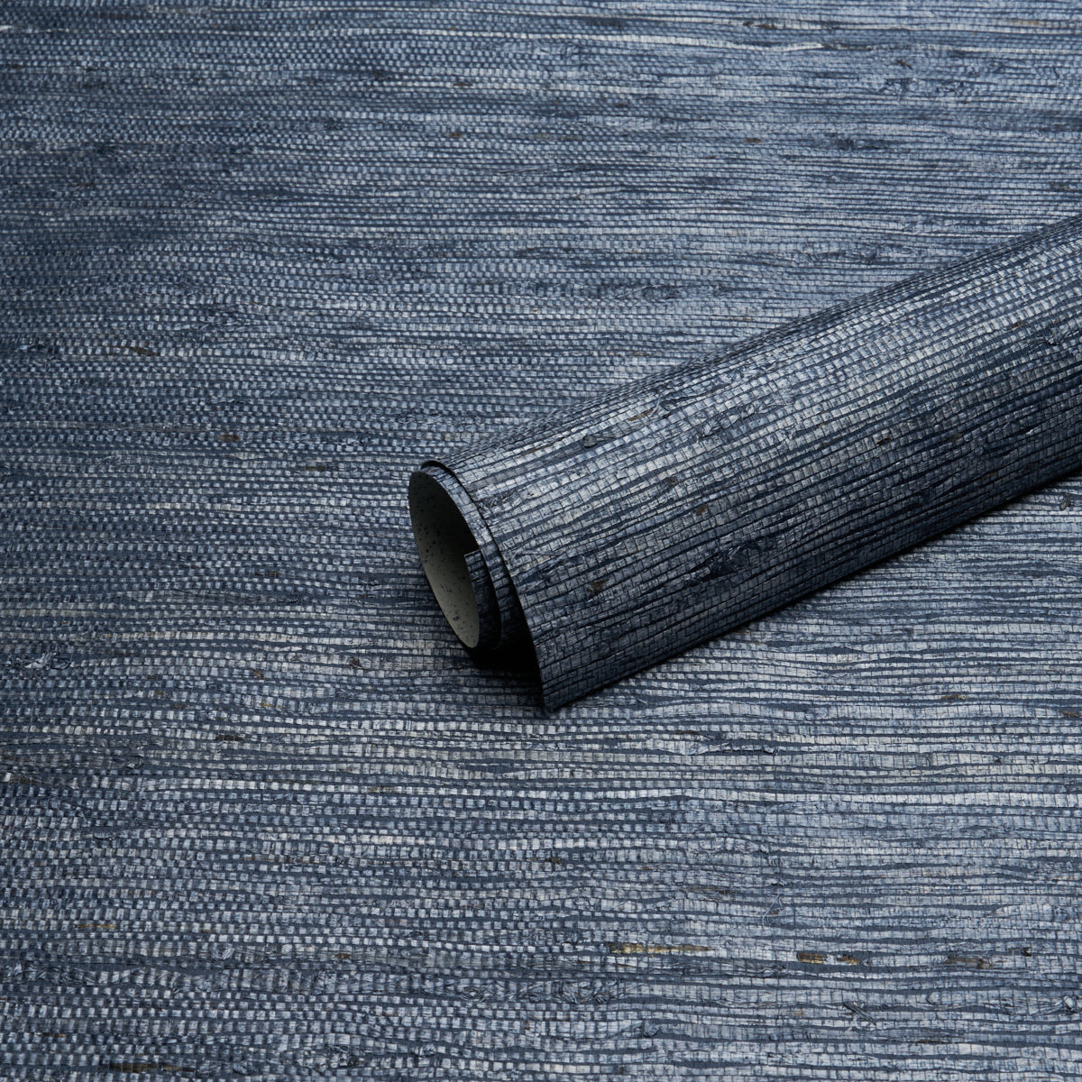 Schumacher Han Arrowroot wallpaper in Indigo, 5018515 — view 3 - Schumacher Wallpaper