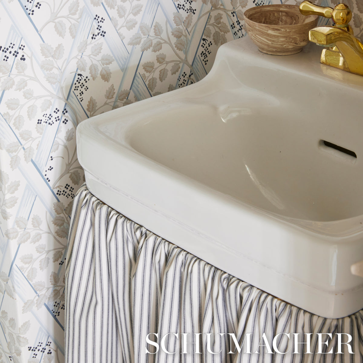 WELLFLEET-TICKING-STRIPE-BLACK-SCHUMACHER-60077