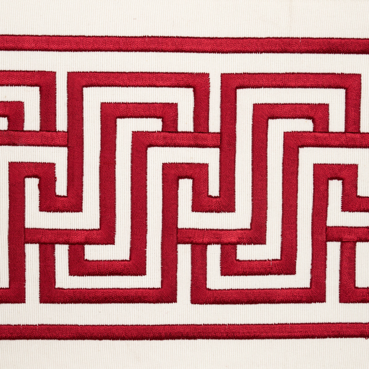 LABYRINTH-TAPE-RUBY-SCHUMACHER-66141 - Schumacher Recortar