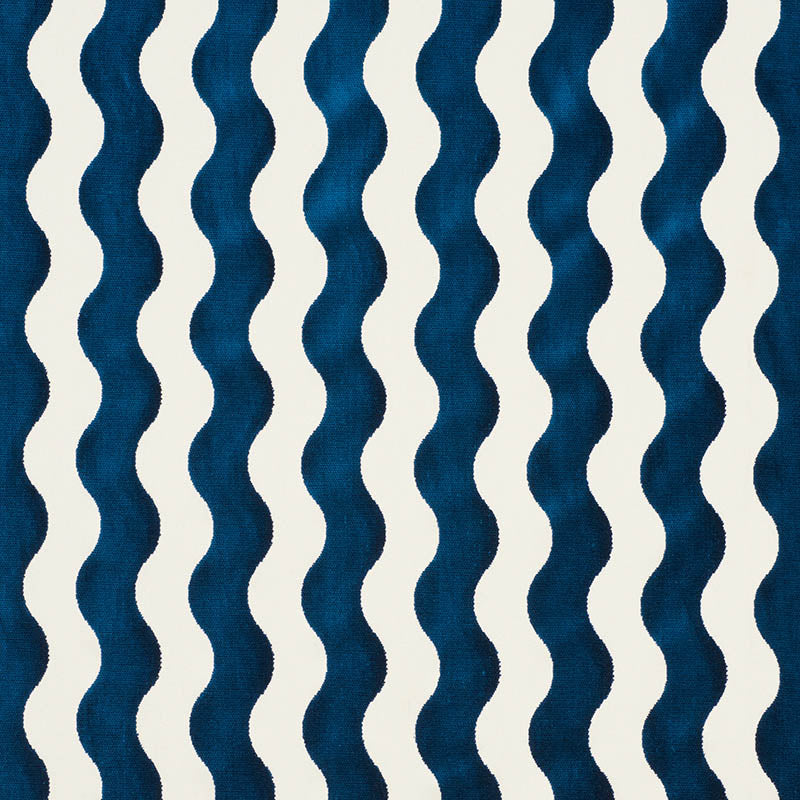 THE-WAVE-VELVET-NAVY-SCHUMACHER-69423