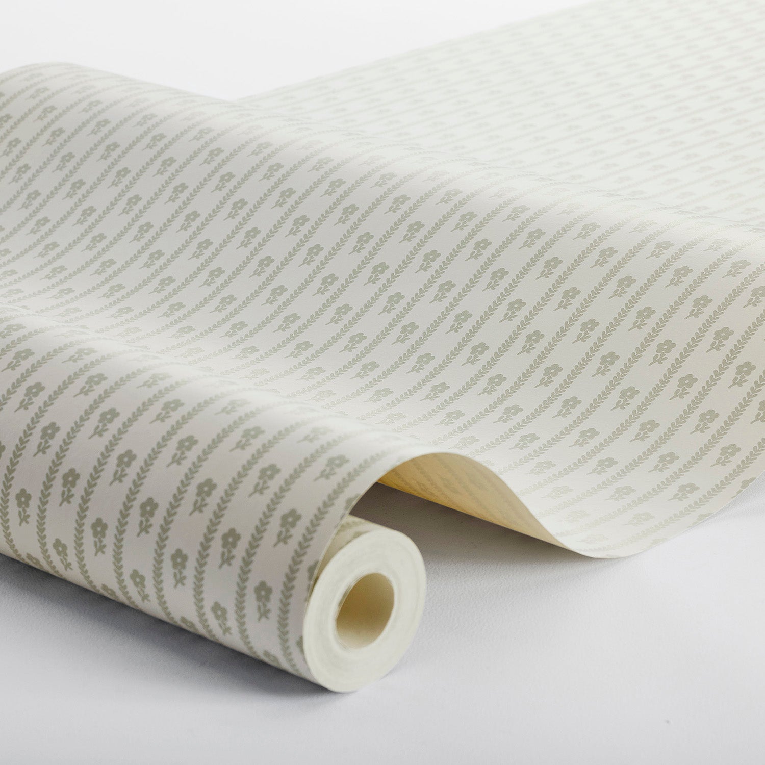 LILLA-LYCKAN-SAGE-SCHUMACHER-6954 - Schumacher Wallpaper