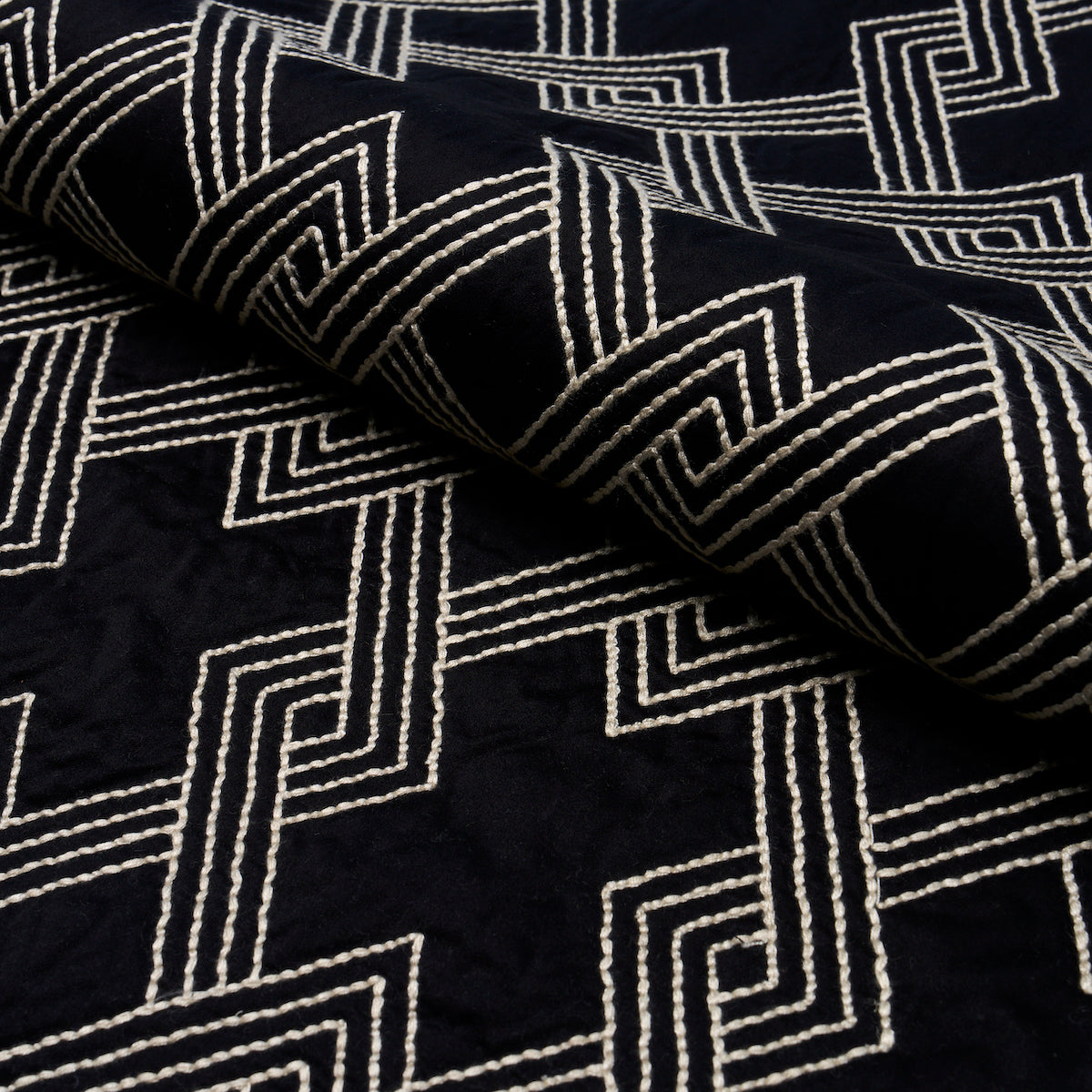 HIX-EBONY-SCHUMACHER-70145