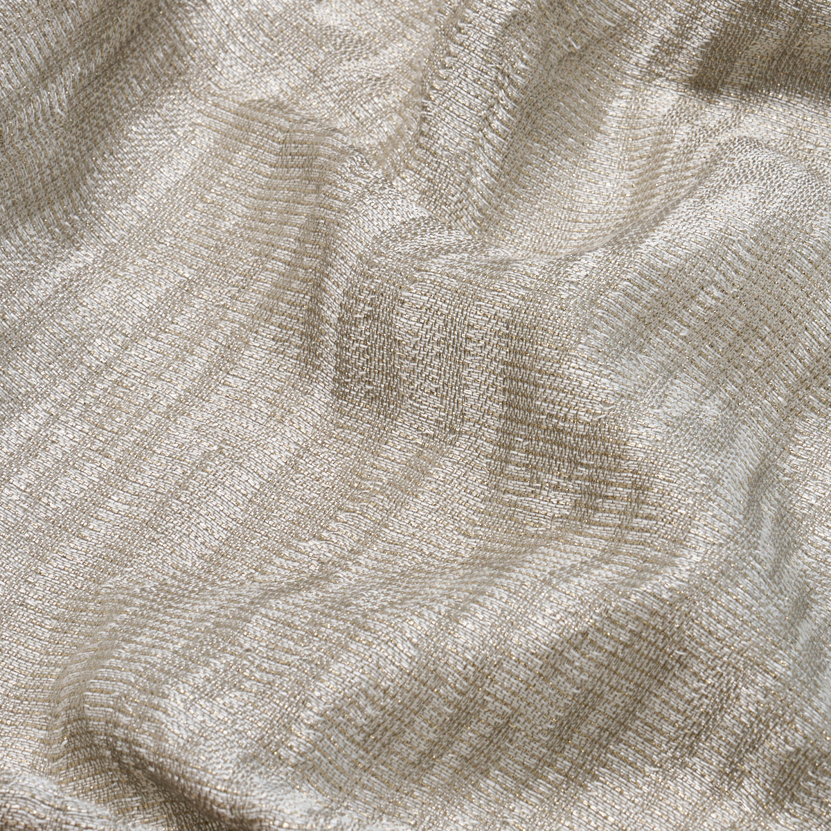 FAUX-BOIS-SHEER-PLATINUM-SCHUMACHER-70320 - Schumacher Fabric