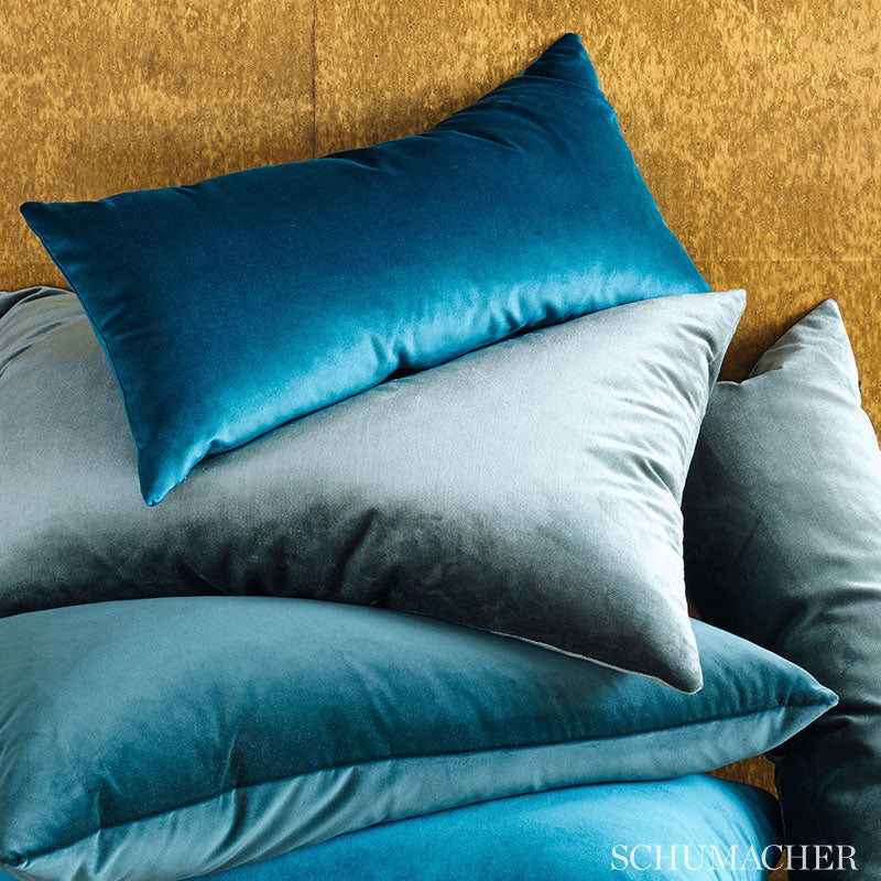 VENETIAN-SILK-VELVET-OCEAN-SCHUMACHER-70434