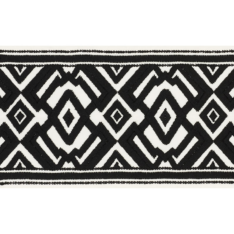 AVALON-TAPE-BLACK-ON-IVORY-SCHUMACHER-70661 - Schumacher Recortar