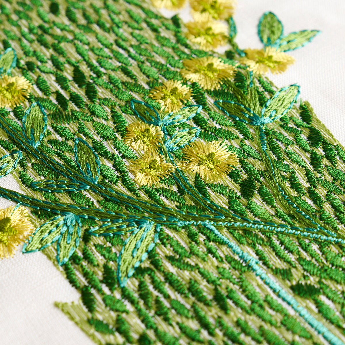 PANDORA-EMBROIDERY-GREEN-SCHUMACHER-71472 - Schumacher Fabric