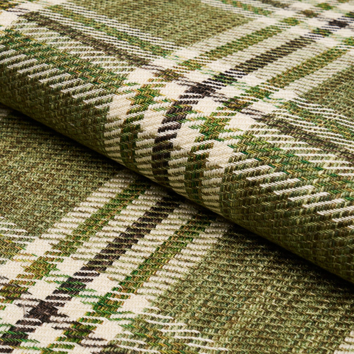 MARIGA-GREEN-SCHUMACHER-72063 - Schumacher Fabric