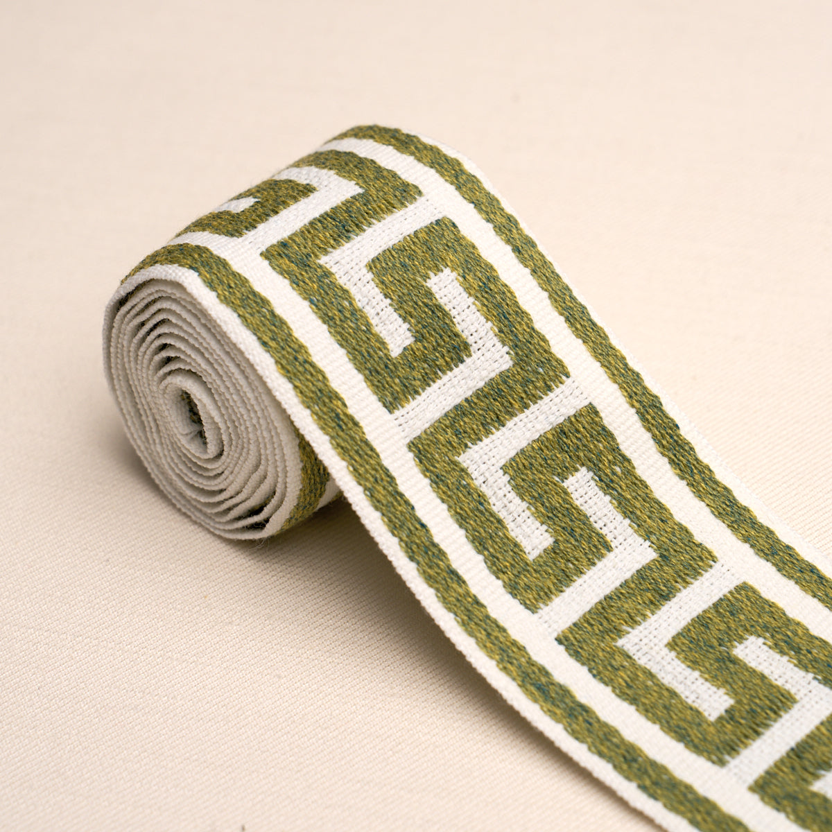 GANTON-TAPE-INDOOR-OUTDOOR-GRASS-SCHUMACHER-72397 - Schumacher Recortar