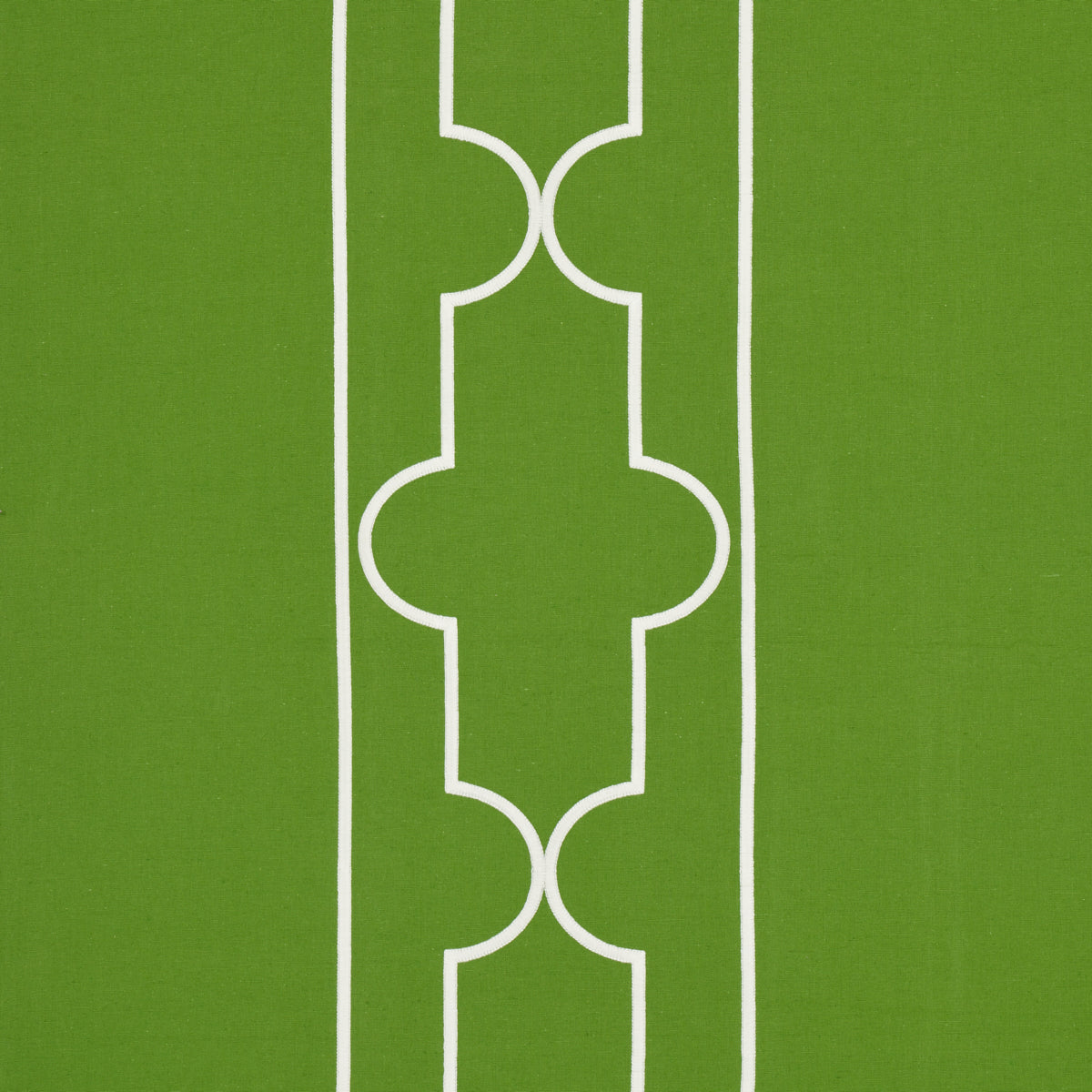 LIMITLESS-LATTICE-LEAF-SCHUMACHER-73070