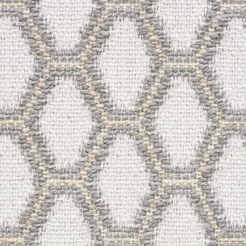 BEEHIVE-NATURAL-SCHUMACHER-73423