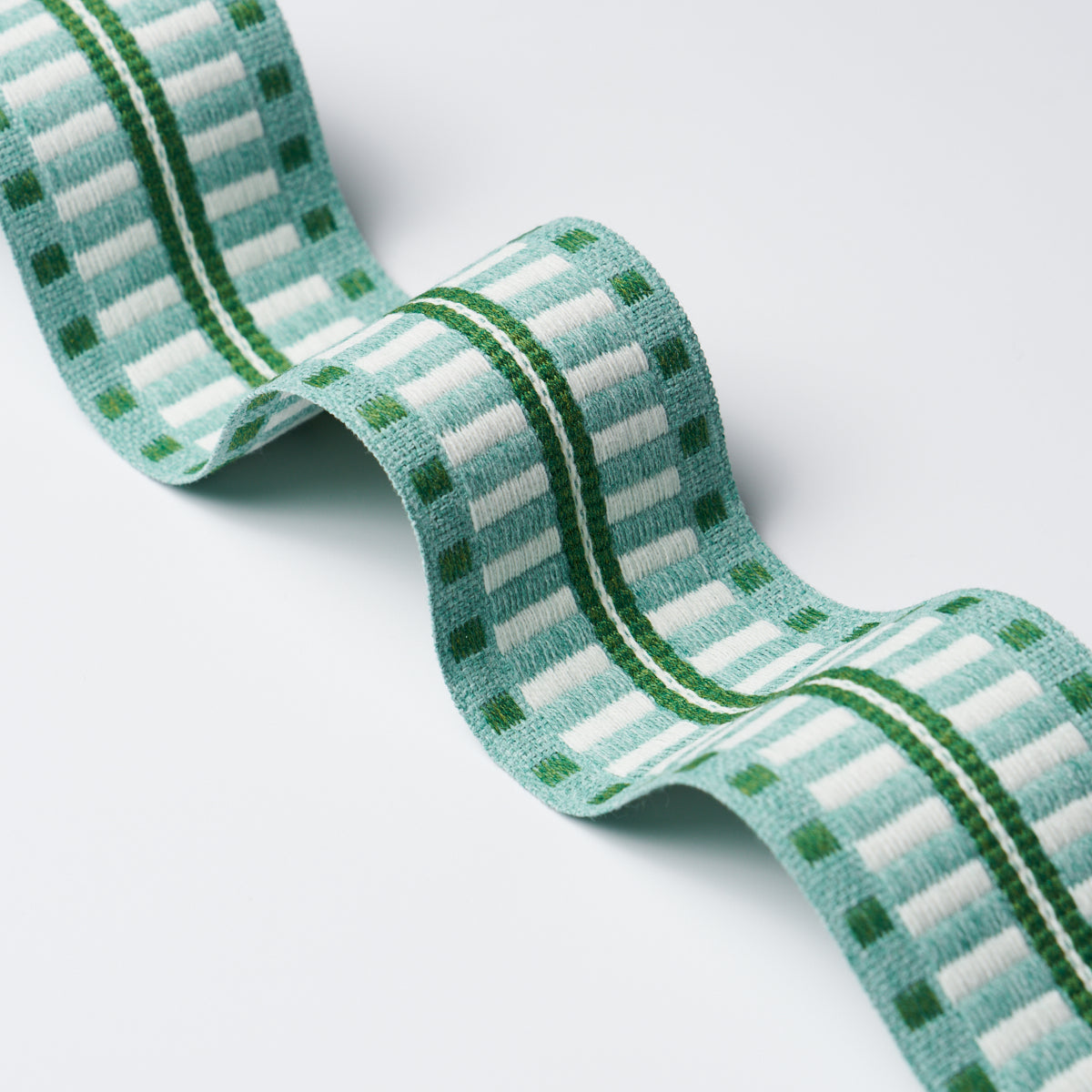 JACOBSEN-TAPE-INDOOR-OUTDOOR-MINERAL-SCHUMACHER-73635 - Schumacher Recortar