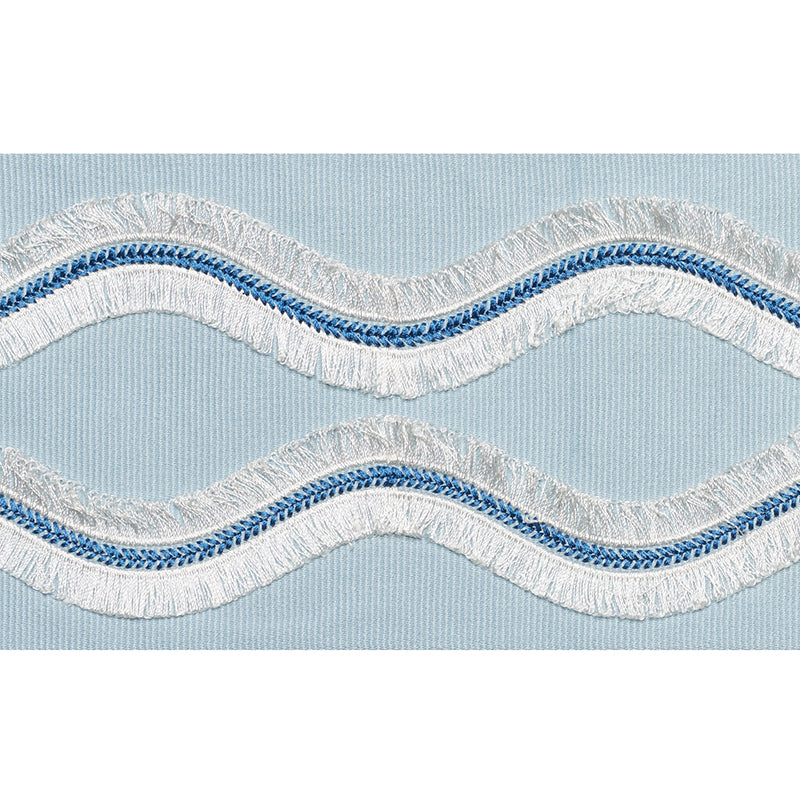 OGEE-EMBROIDERED-TAPE-SKY-SCHUMACHER-74332 - Schumacher Recortar