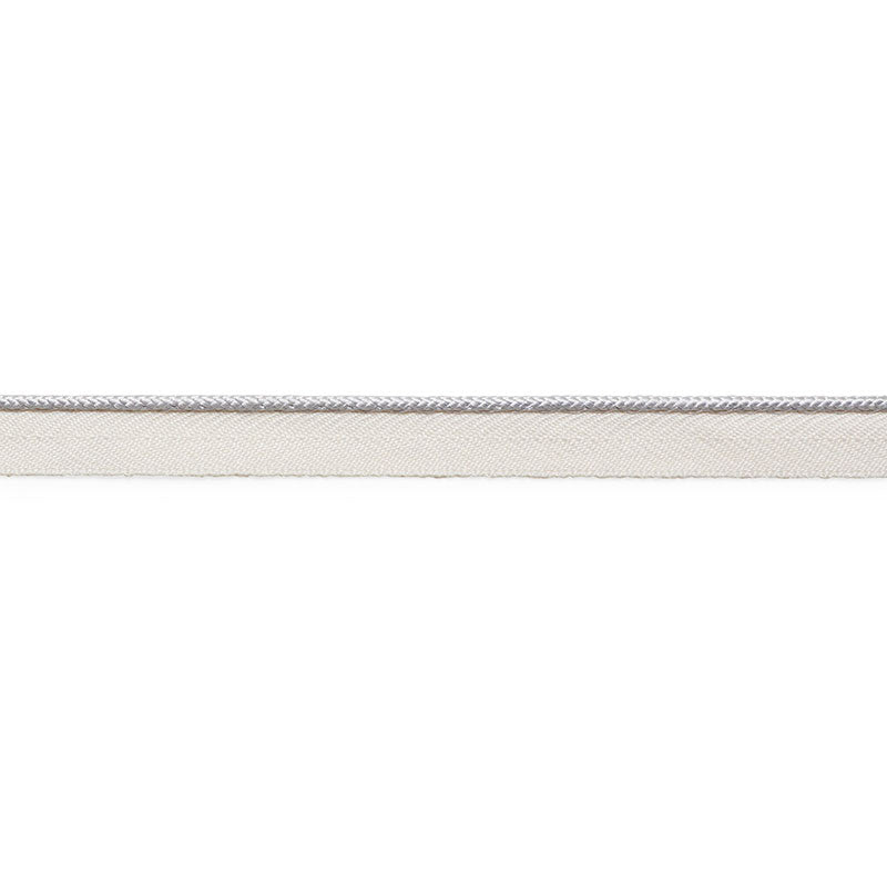 GUSTAVE-SILK-LIP-CORD-NARROW-DOVE-SCHUMACHER-74521 - Schumacher Recortar