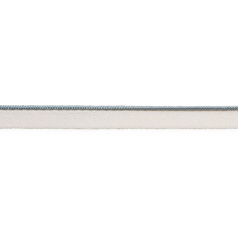 GUSTAVE-SILK-LIP-CORD-NARROW-CLOUD-SCHUMACHER-74522 - Schumacher Recortar
