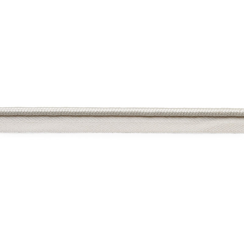 GUSTAVE-SILK-LIP-CORD-MEDIUM-IVORY-SCHUMACHER-74540 - Schumacher Trim