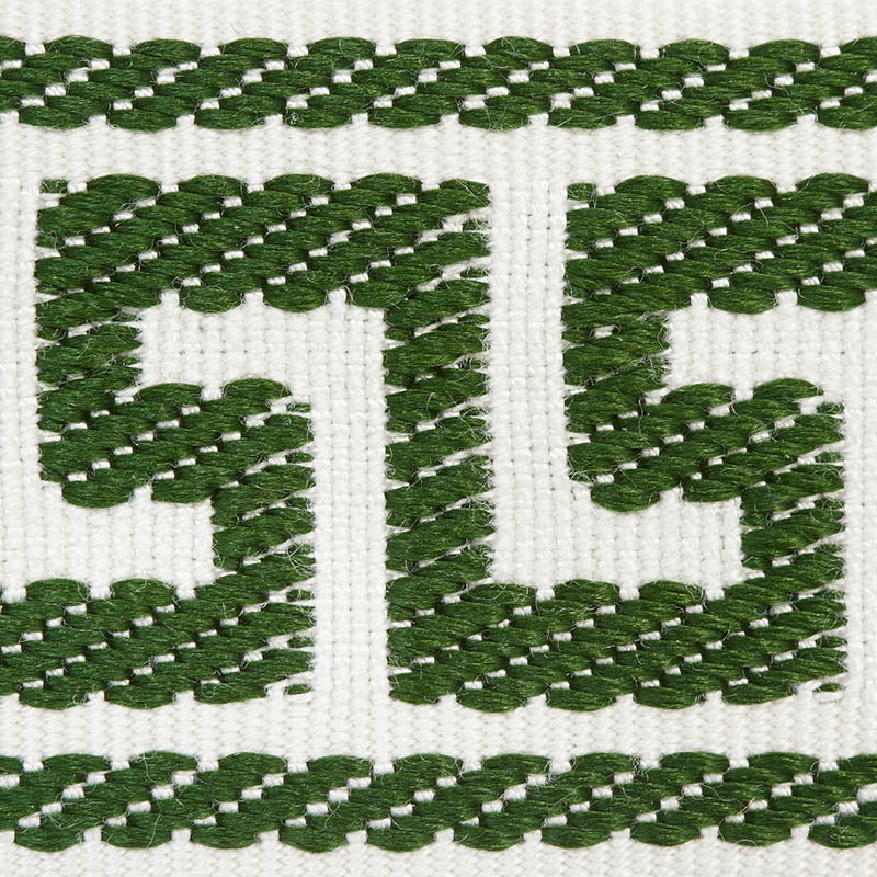 ETIENNE-SILK-GREEK-KEY-NARROW-EMERALD-SCHUMACHER-74687 - Schumacher Trim