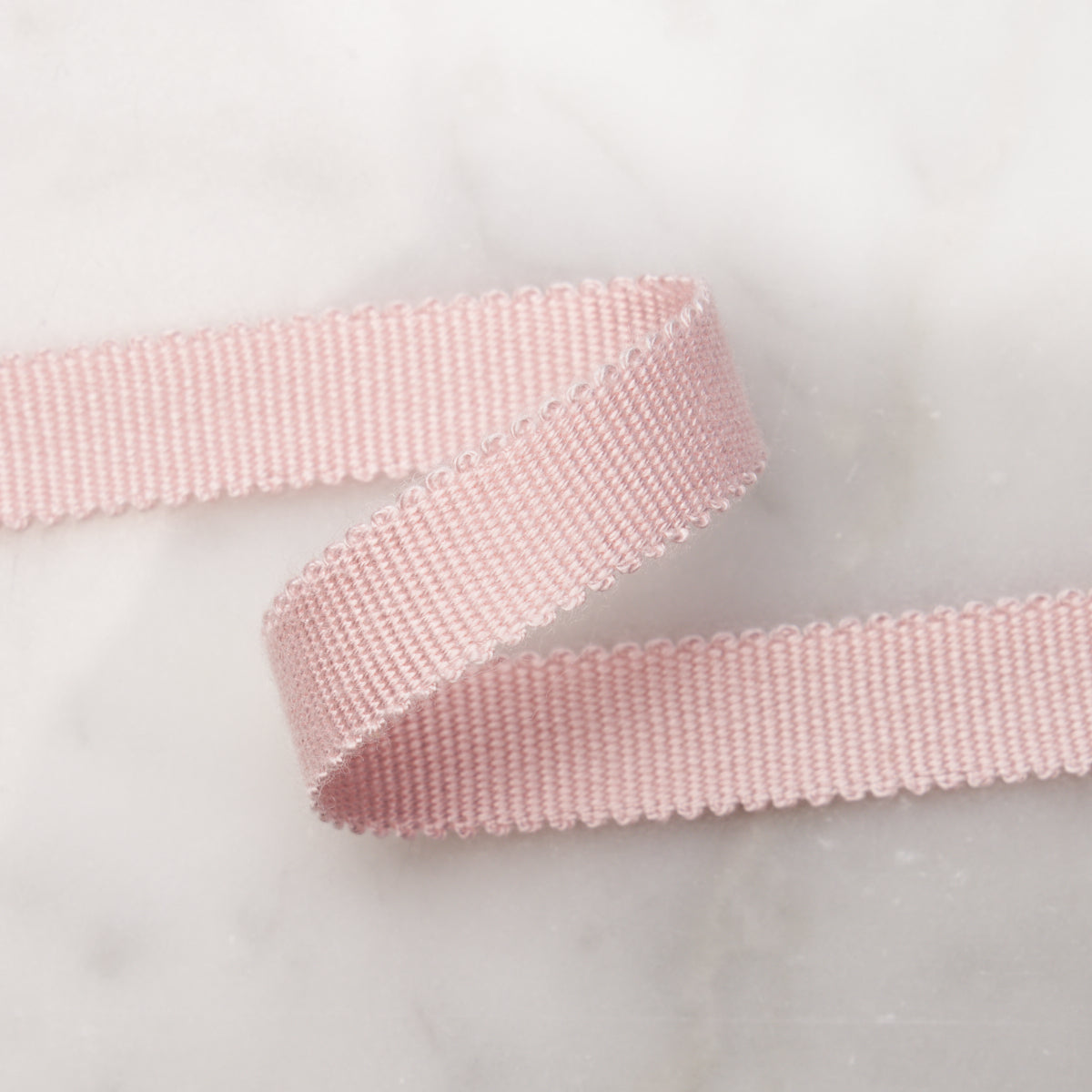 HARRY-COTTON-GIMP-TAPE-PINK-SCHUMACHER-74827 - Schumacher Trim