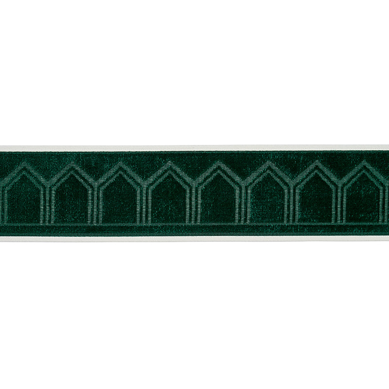 VIZIER-VELVET-TAPE-EMERALD-SCHUMACHER-75737 - Schumacher Recortar