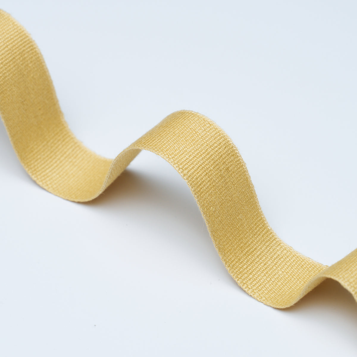 MATHIAS-LINEN-TAPE-MEDIUM-MAIZE-SCHUMACHER-76865 - Schumacher Recortar