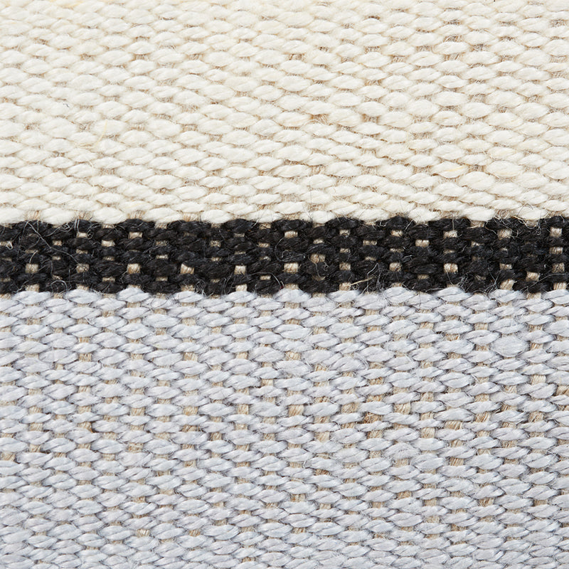 ILE-SAINT-LOUIS-MEDIUM-TAPE-WHITE-BLACK-SILVERY-BLUE-SCHUMACHER-77010 - Schumacher Trim