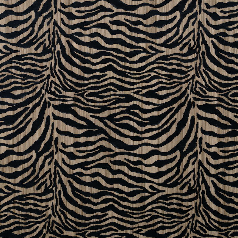 REGINE-STRIE-VELVET-EBONY-SCHUMACHER-77771