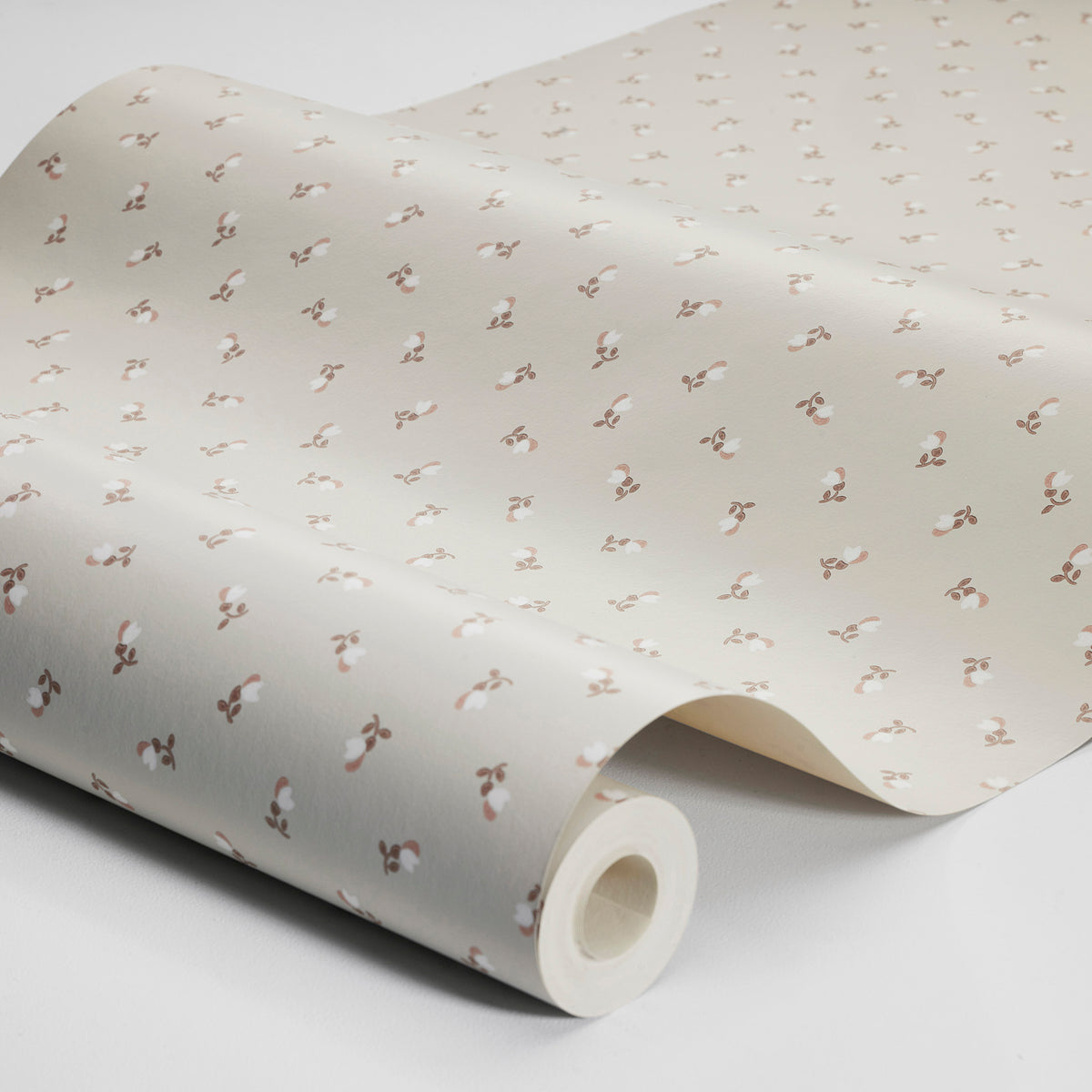 Petite Chérie - Neutral - Schumacher 7780 Wallpaper - Schumacher Wallpaper