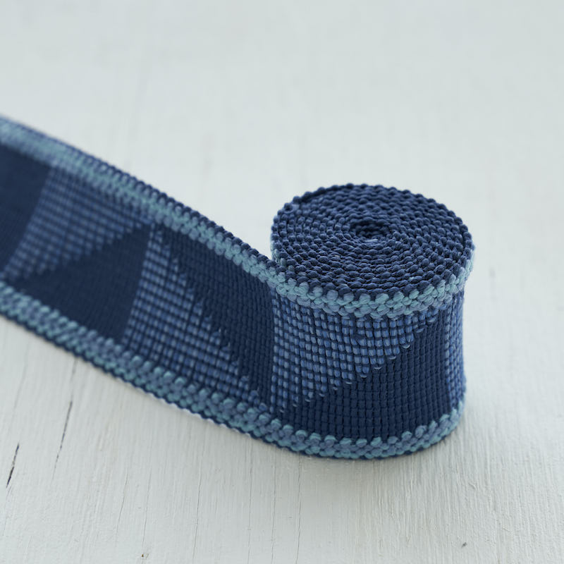 TEAGUE-TAPE-INDOOR-OUTDOOR-BLUE-SCHUMACHER-78530 - Schumacher Recortar