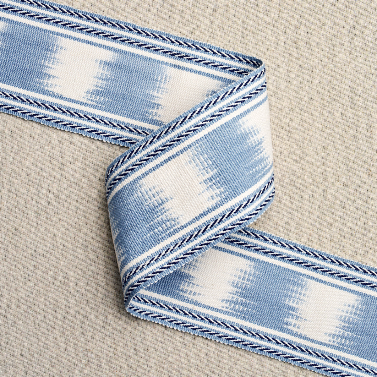 BANYAN-IKAT-TAPE-SKY-SCHUMACHER-79304 - Schumacher Trim