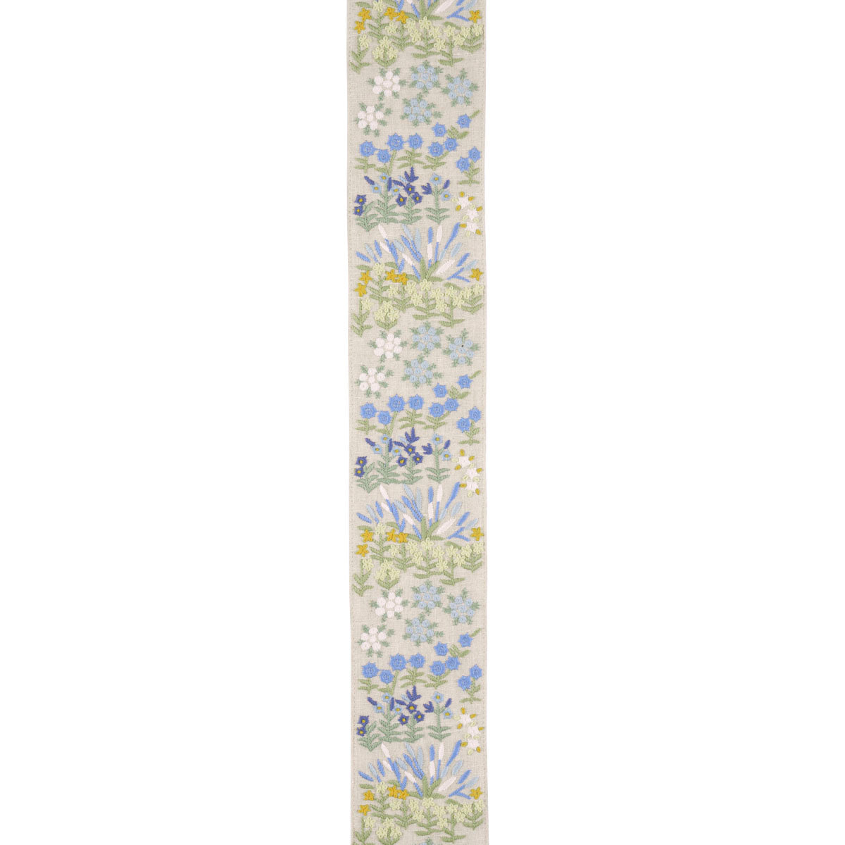 LULA-EMBROIDERED-TAPE-BLUE-SCHUMACHER-79313 - Schumacher Recortar