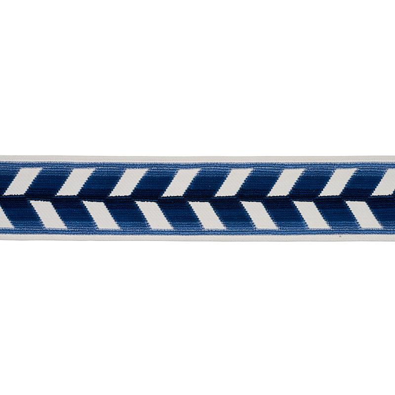 CHEVRON-STRIE-VELVET-TAPE-LAPIS-SCHUMACHER-80180 - Schumacher Recortar