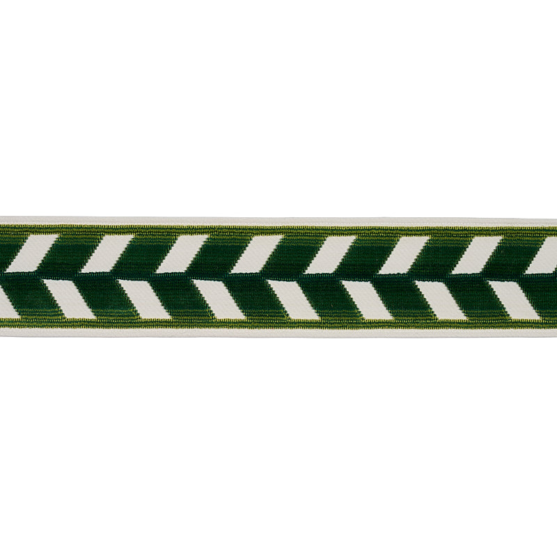 CHEVRON-STRIE-VELVET-TAPE-EMERALD-SCHUMACHER-80182 - Schumacher Recortar