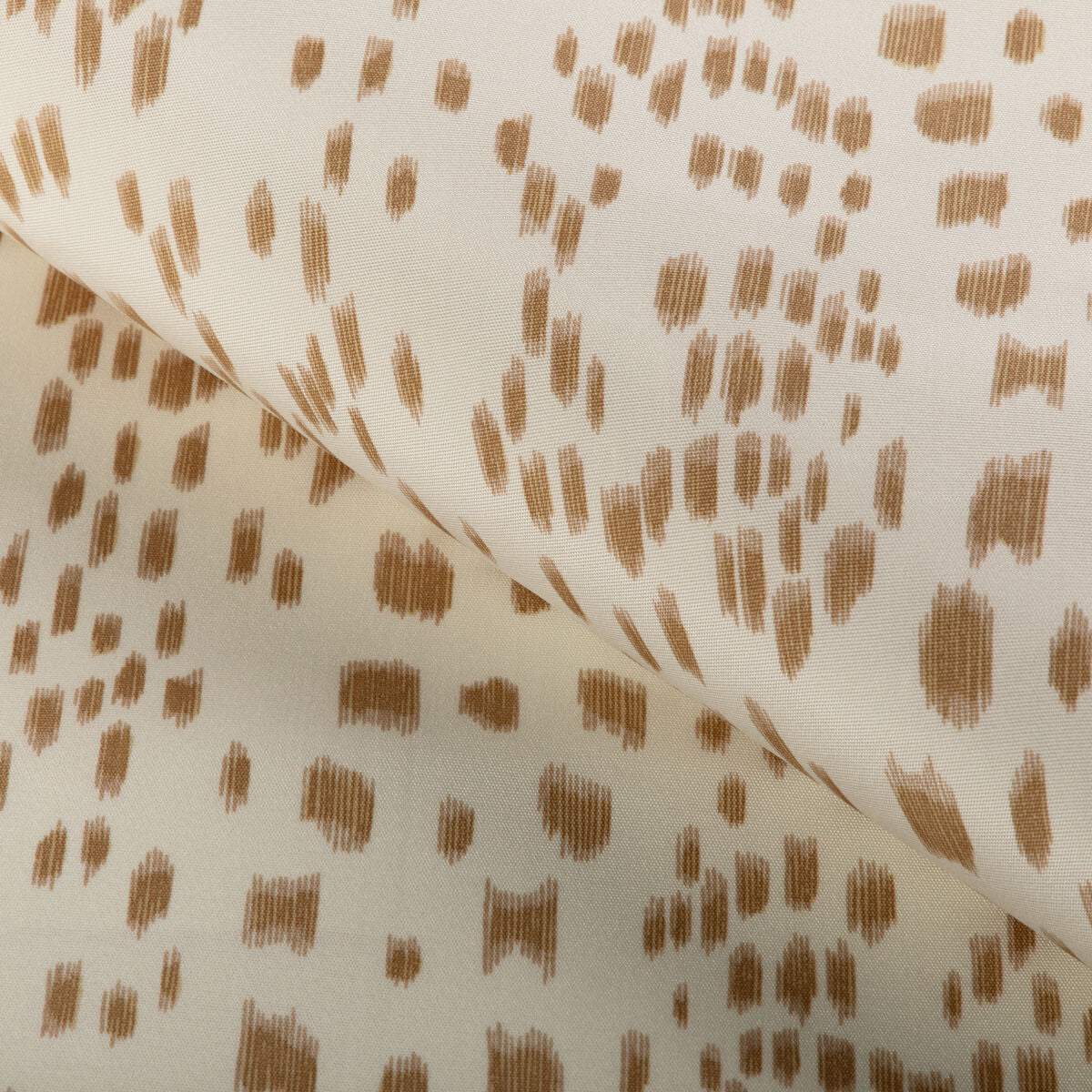 Les Touches Ii - Beige - Brunschwig & Fils Fabric
