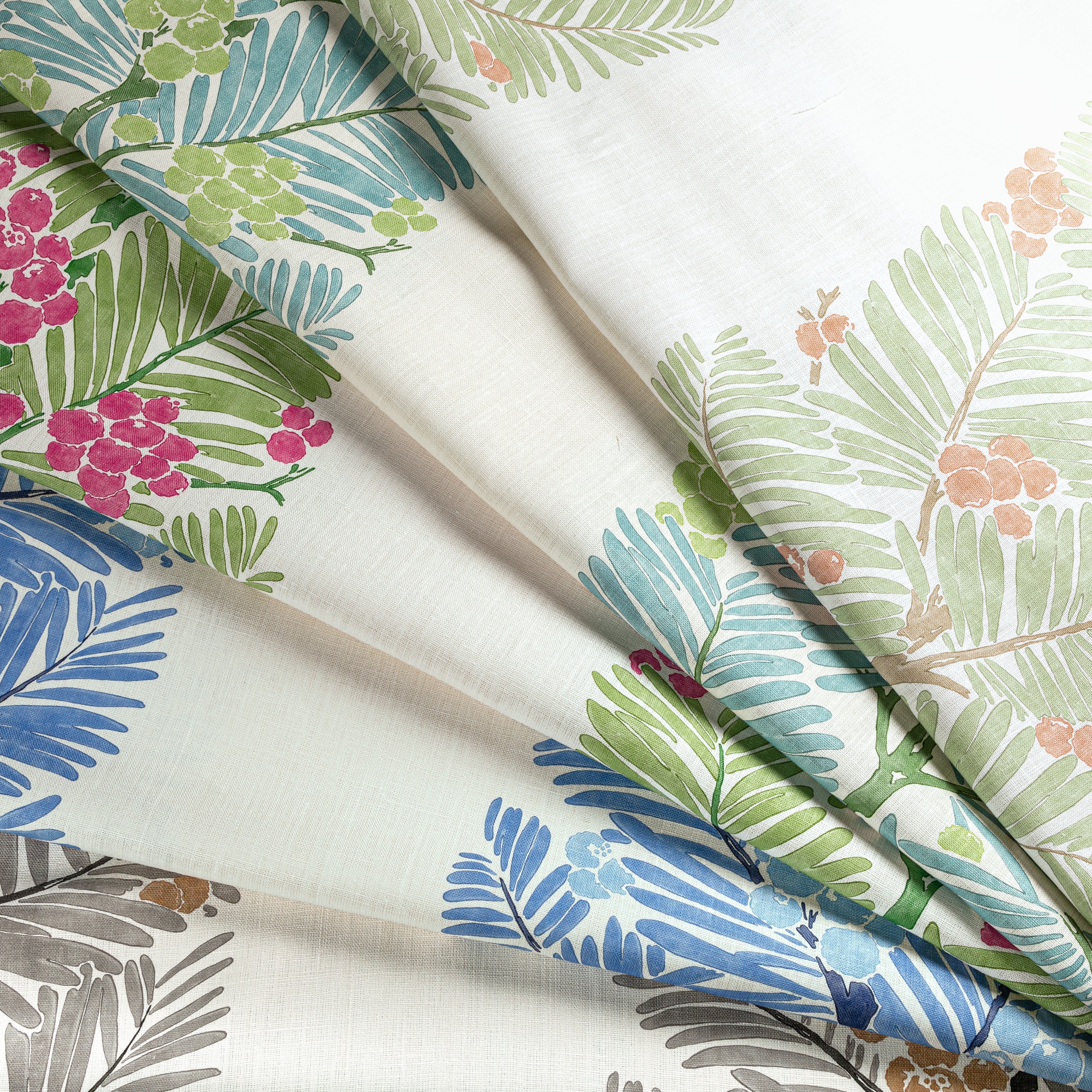 Palmar Print - Lake - Brunschwig & Fils Fabric