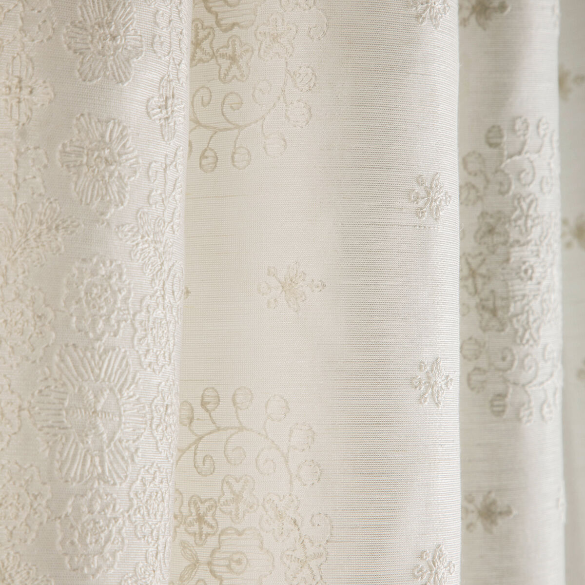 Coulet Sheer - Ivory - Brunschwig & Fils Fabric