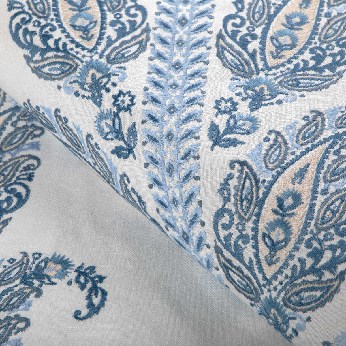 Yara Paisley Emb - Sky - BRUNSCHWIG & FILS Fabric