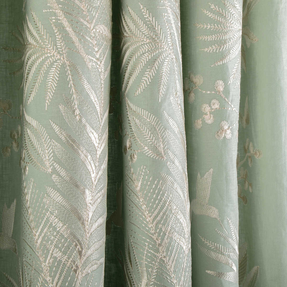 Manda Emb - Seafoam - BRUNSCHWIG & FILS Fabric