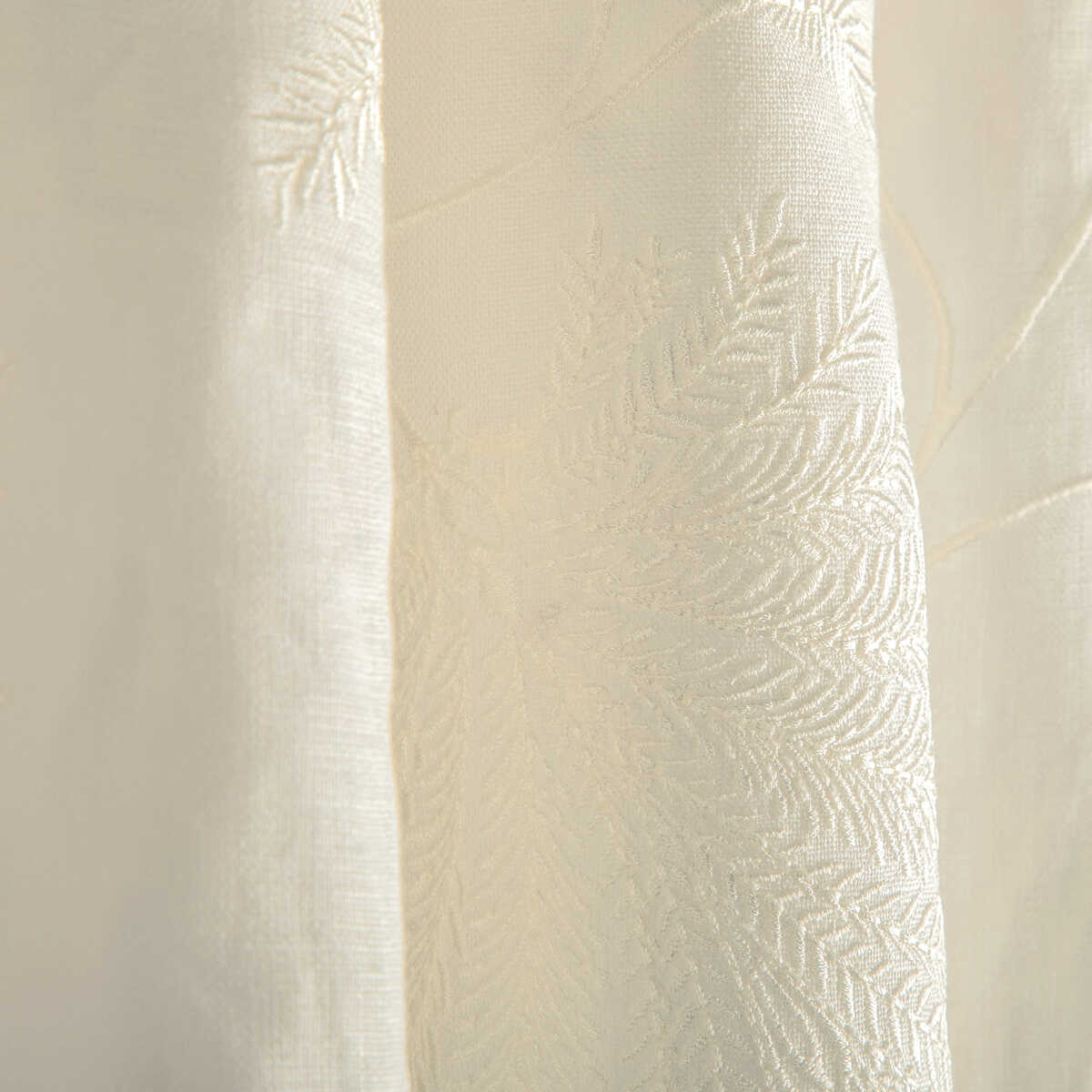 Maelle Emb - Ivory - BRUNSCHWIG & FILS Fabric