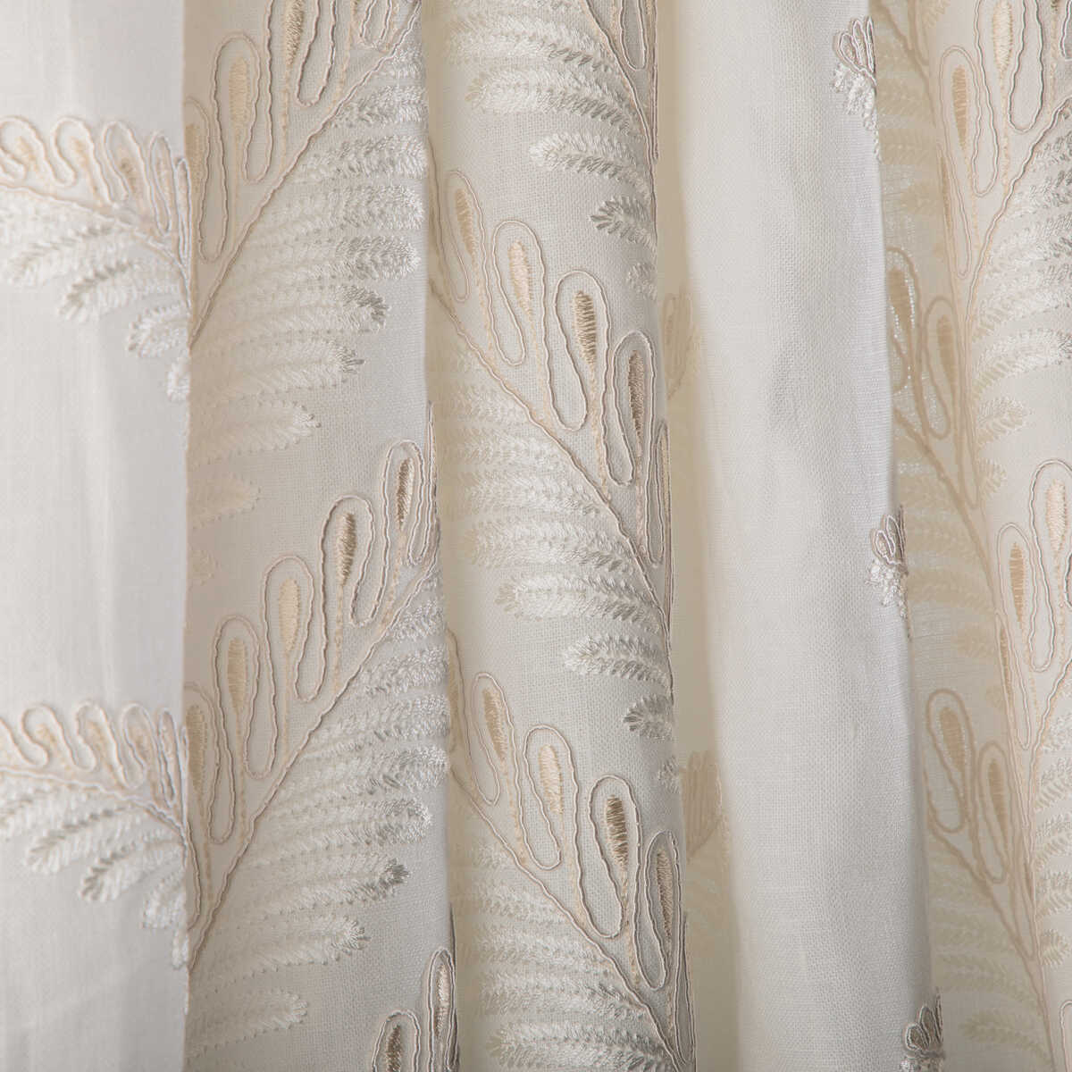 Fougere Emb - Cream - BRUNSCHWIG & FILS Fabric