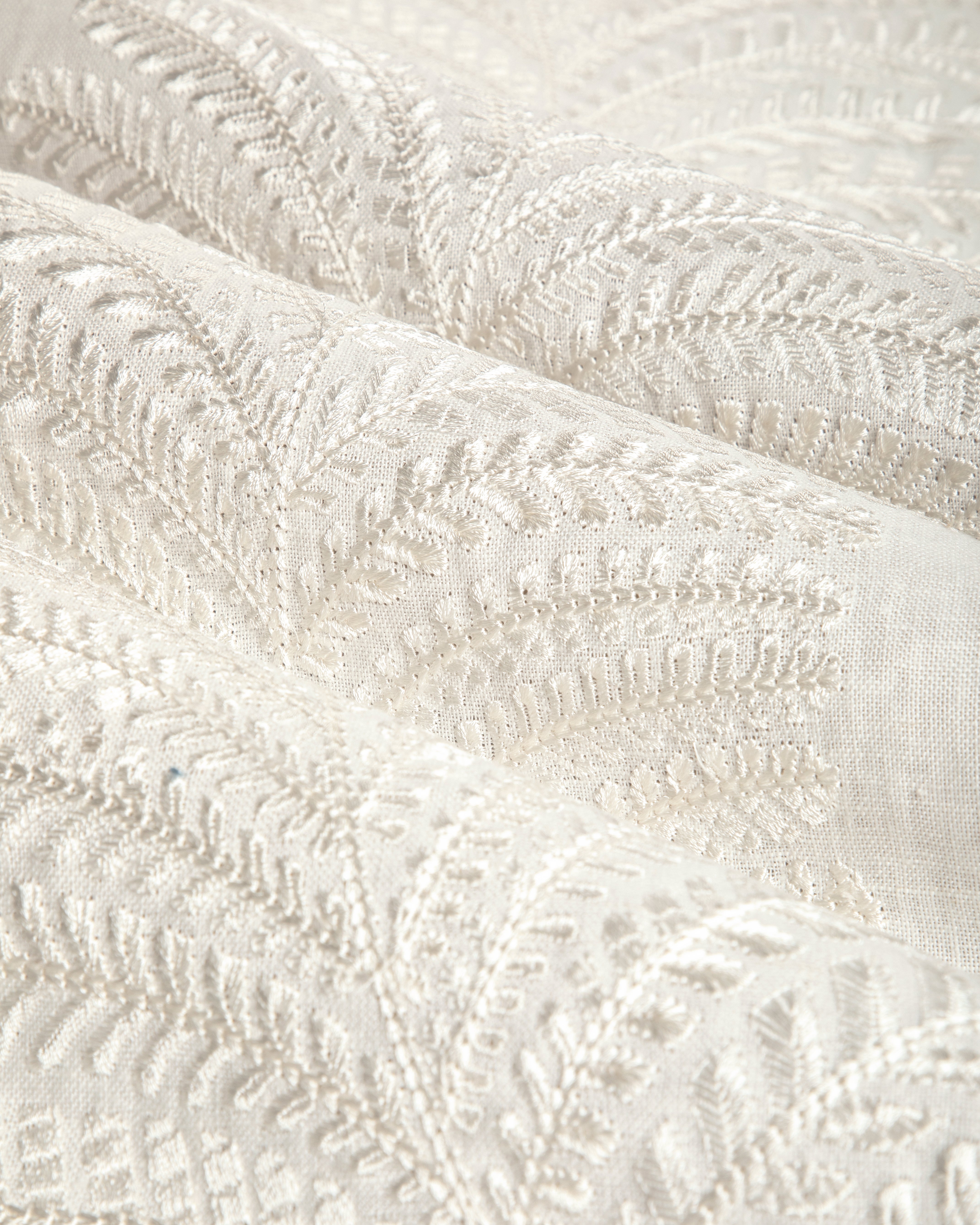 Rowan Emb - Ivory - Brunschwig & Fils Fabric