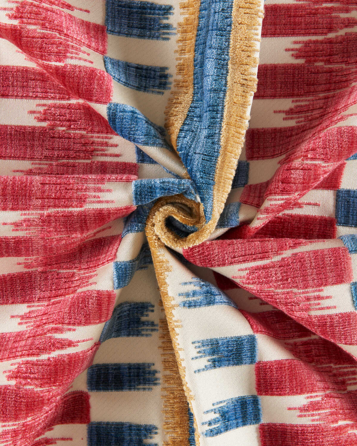 Flamme Velvet - Red/Blue - BRUNSCHWIG & FILS Fabric