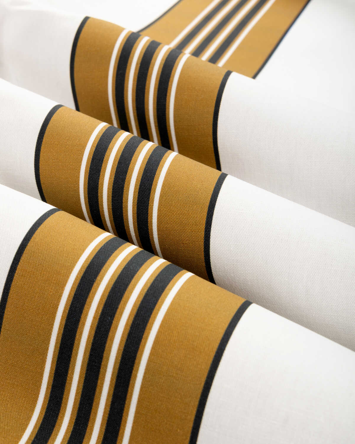 Rayure Marcellin - Cognac - BRUNSCHWIG & FILS Tela