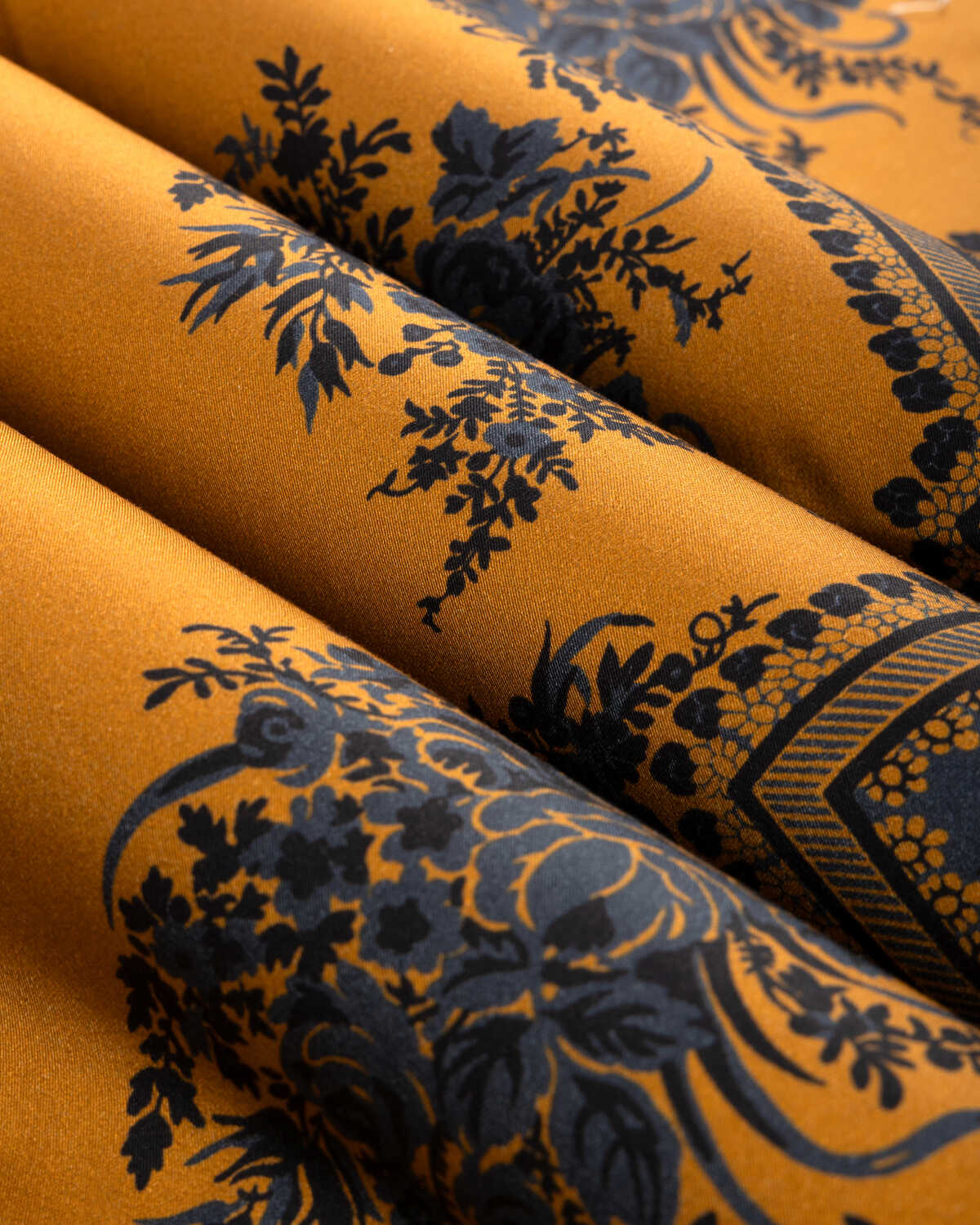 Coppelia Satin - Cognac - BRUNSCHWIG & FILS Tela