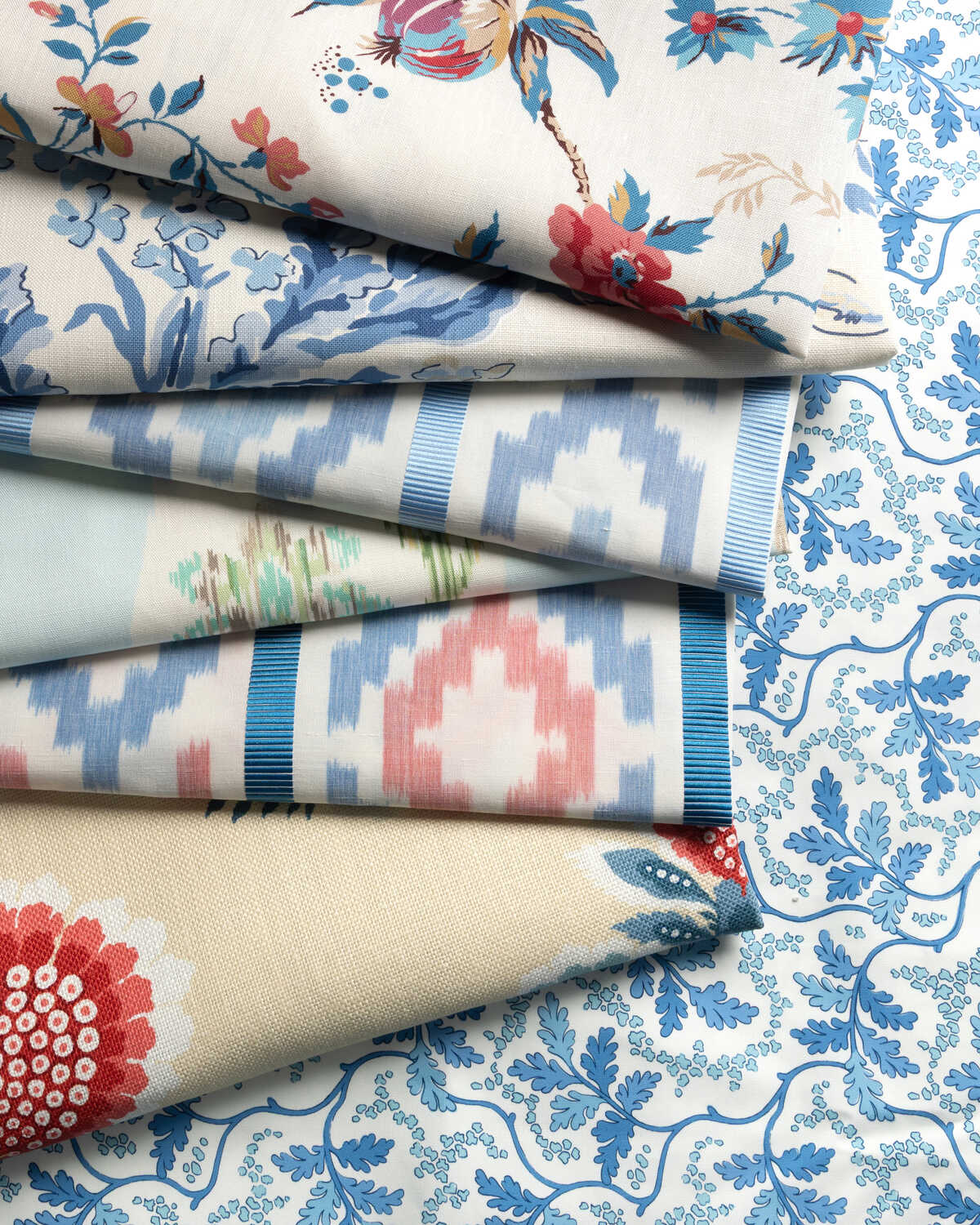 Aureille Print - Blue - BRUNSCHWIG & FILS Fabric