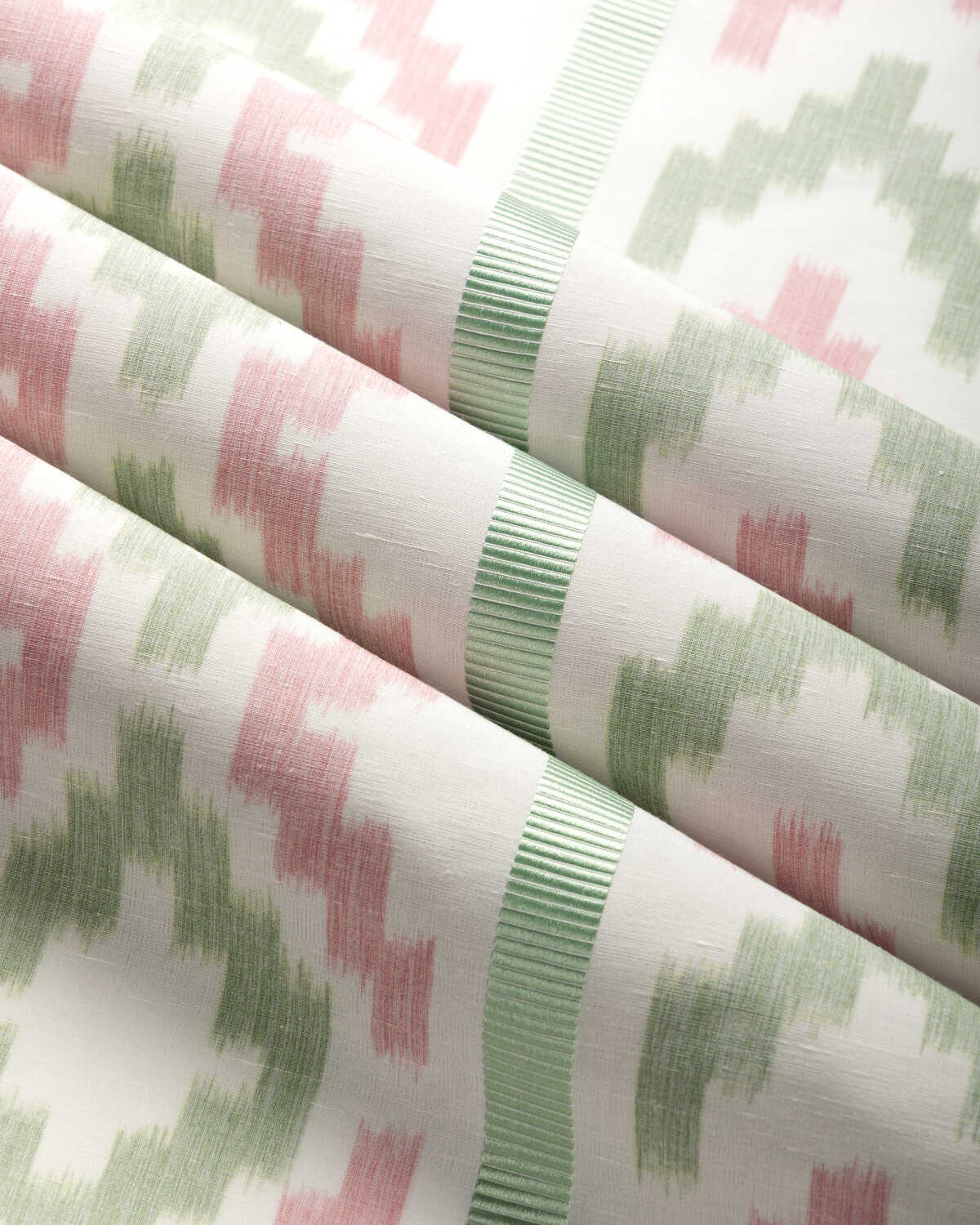 Sarlat Warp Print - Spring - BRUNSCHWIG & FILS Fabric