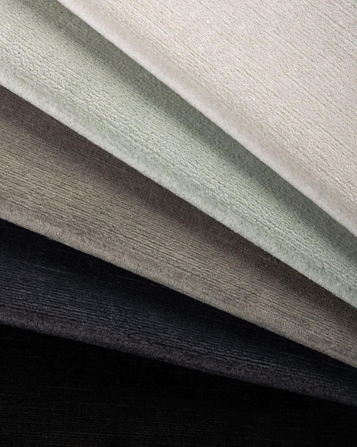 Cluny Velvet Linen - Ebony - Brunschwig & Fils Fabric
