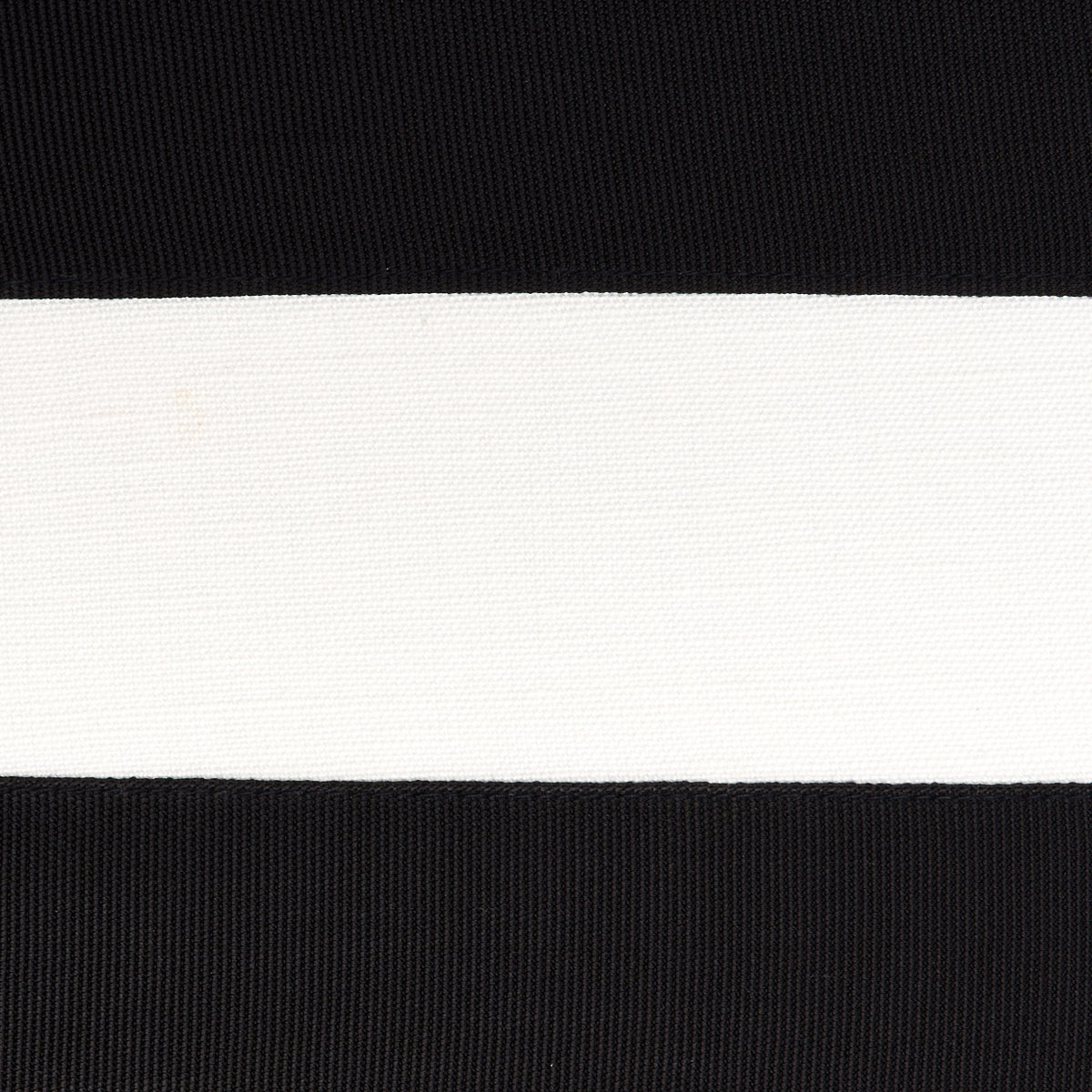 RIBBON-APPLIQU-PANEL-BLACK-ON-IVORY-SCHUMACHER-81142