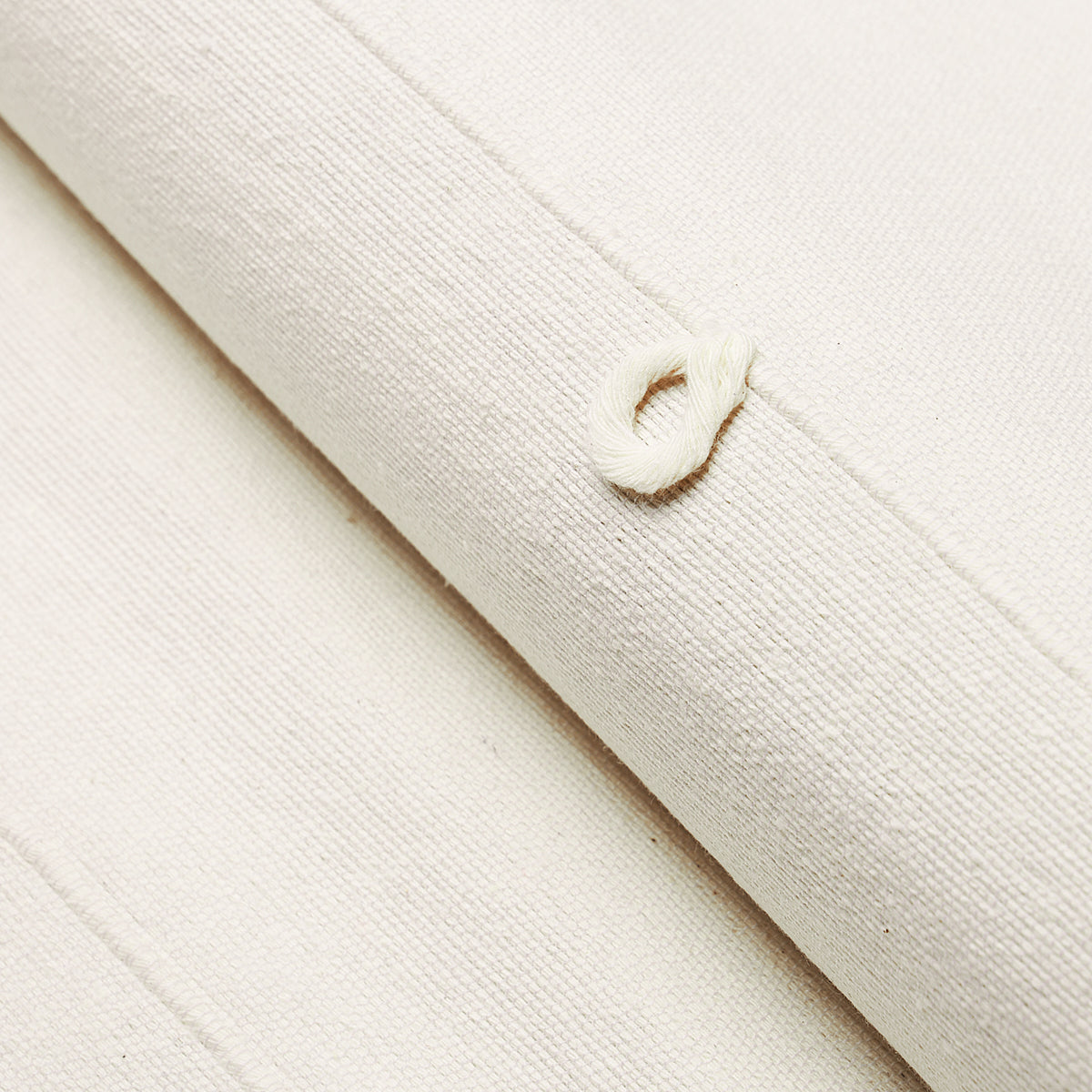 GLOBO-KNOTTED-HANDWOVEN-WHITE-SCHUMACHER-81382 - Schumacher Fabric