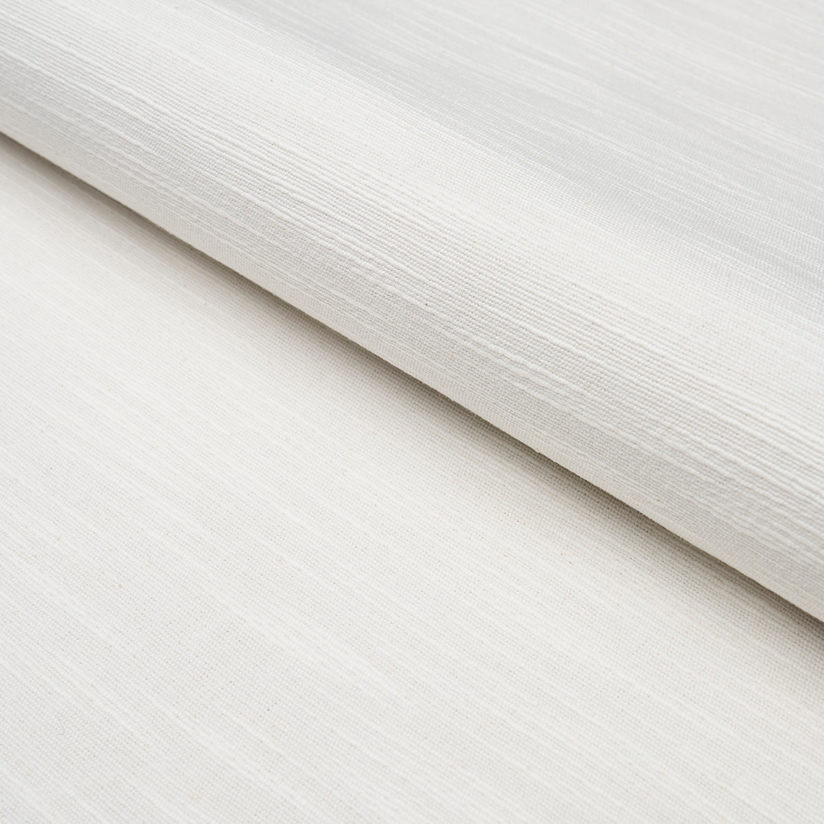 ANNABEL-COTTON-WHITE-SCHUMACHER-82565 - Schumacher Fabric