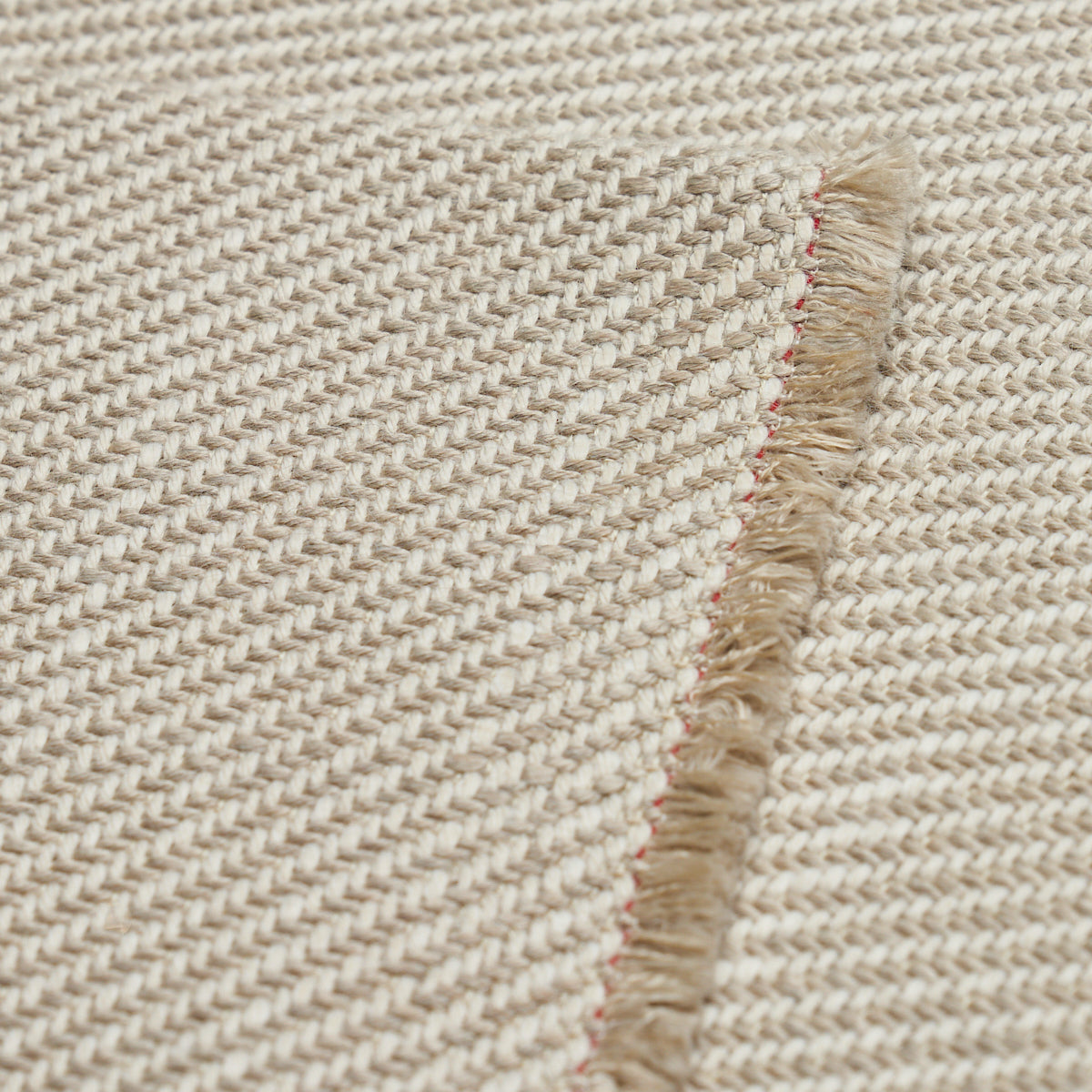 OUTDOOR-HEAVYWEIGHT-TWILL-NEUTRAL-SCHUMACHER-82581 - Schumacher Fabric