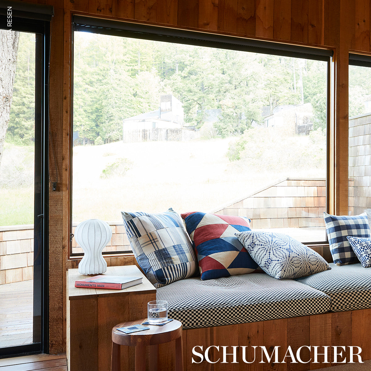 ERINDALE-AMERICANA-SCHUMACHER-82880 - Schumacher Fabric